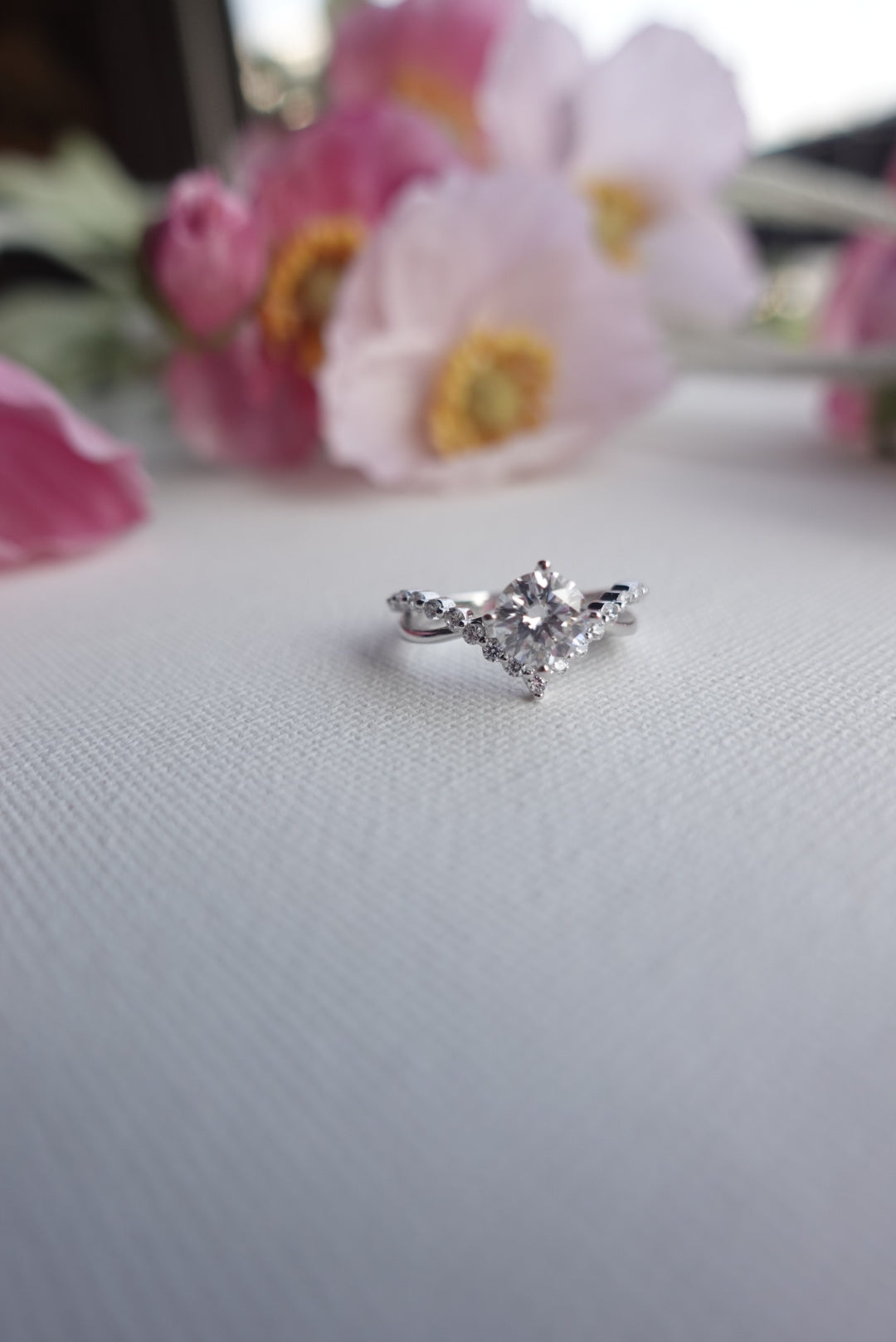 R0208 | Moissanite