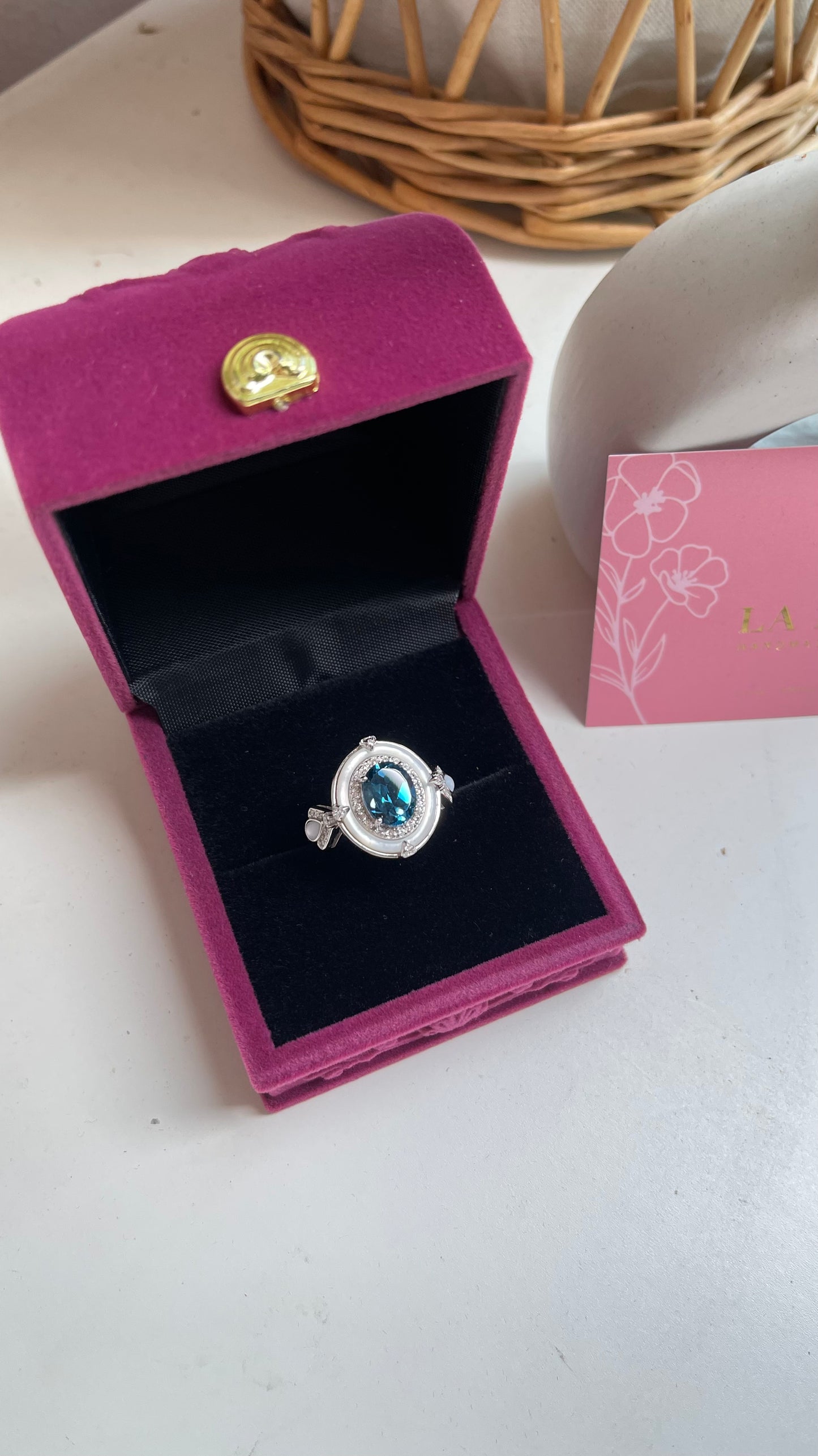 R0182 | London Blue Topaz