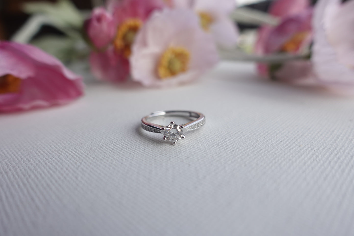 R0207 | Moissanite