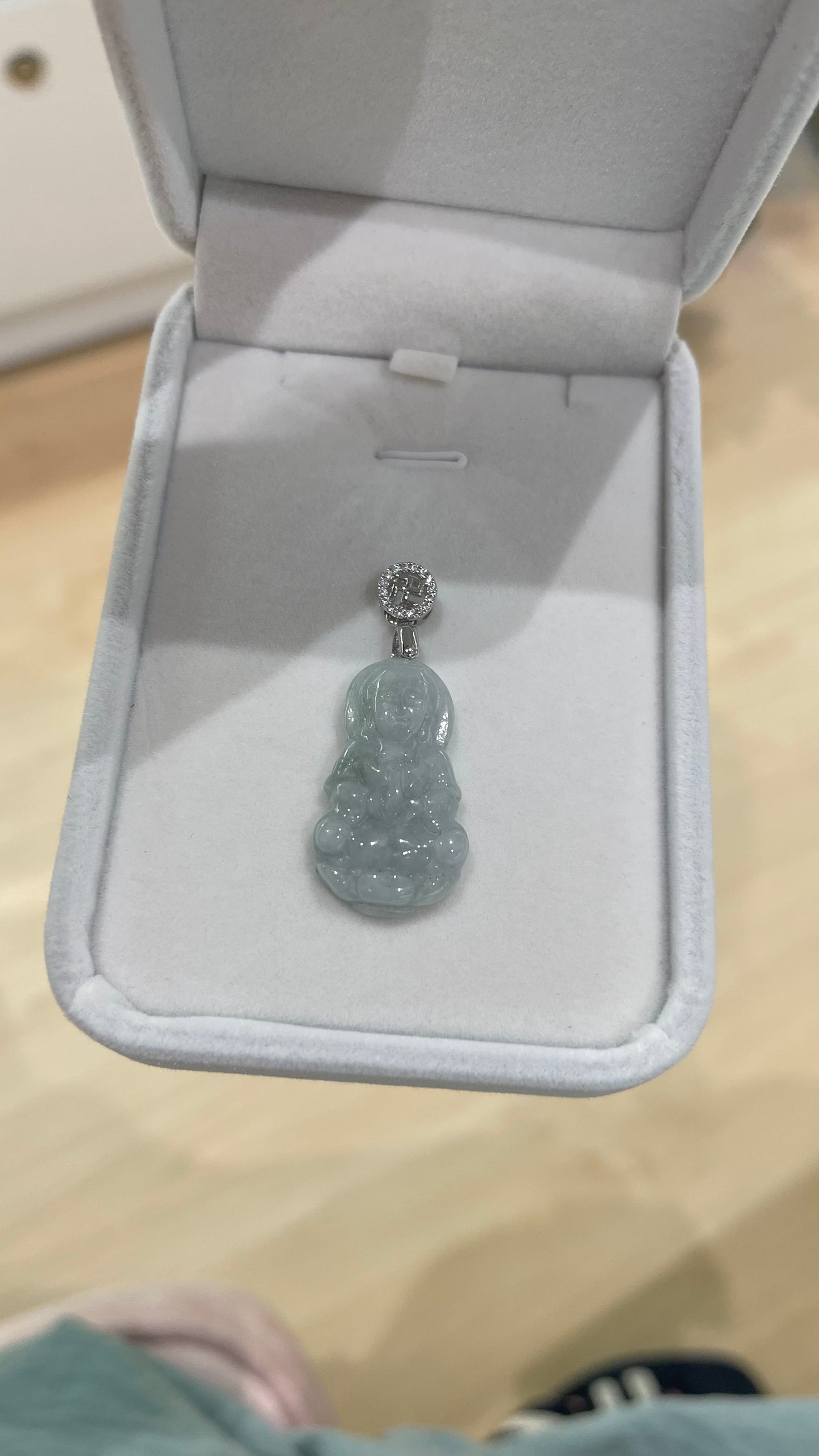N0173 | Type A Translucent Green Jade Guan Yin Pendant