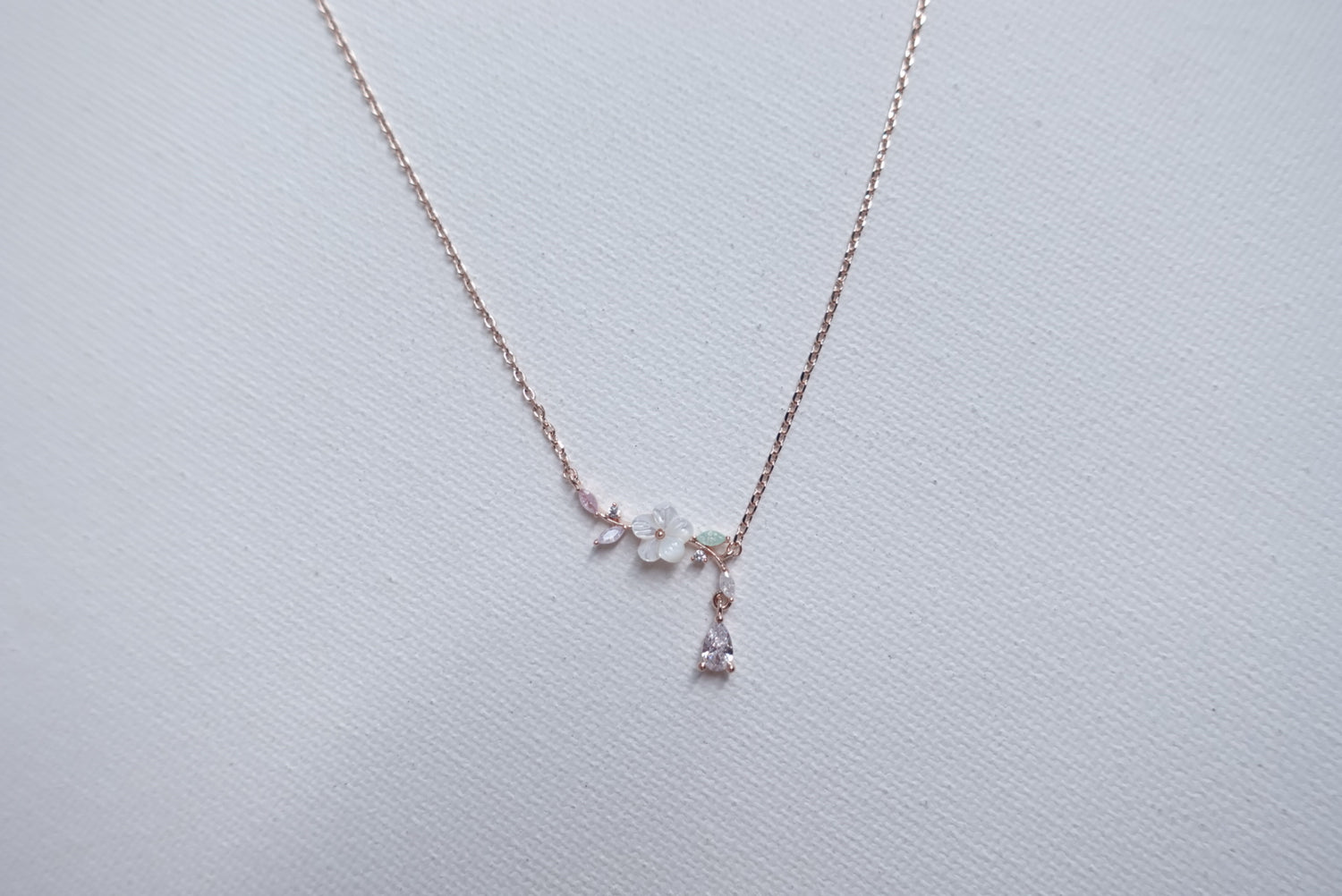 Auriella Necklace