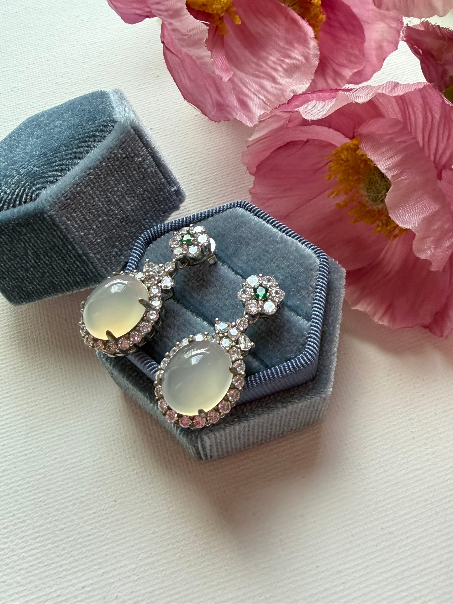 E2223 | Type A Snow Jade Jade Earrings