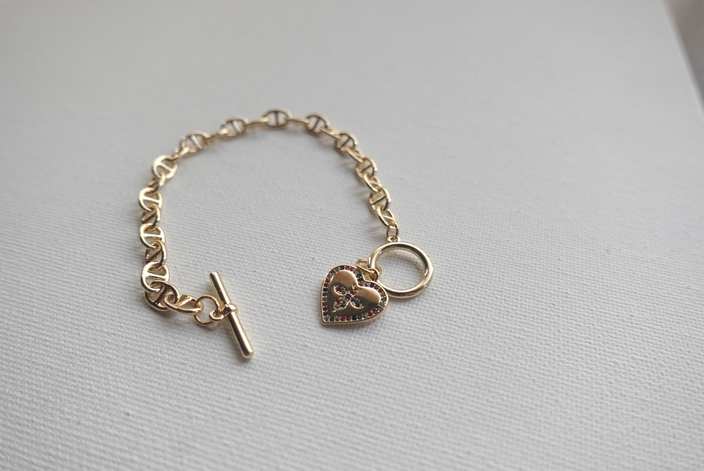 BR0115 | Bee Bracelet