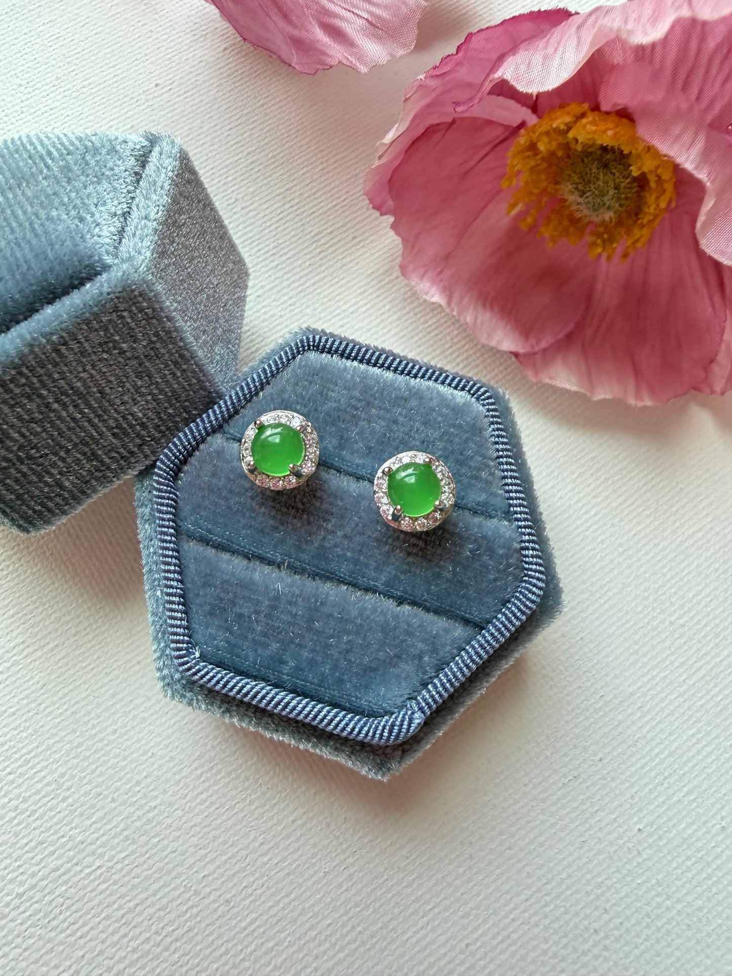 E2075 | Type A Green Cabochon Jade Earrings