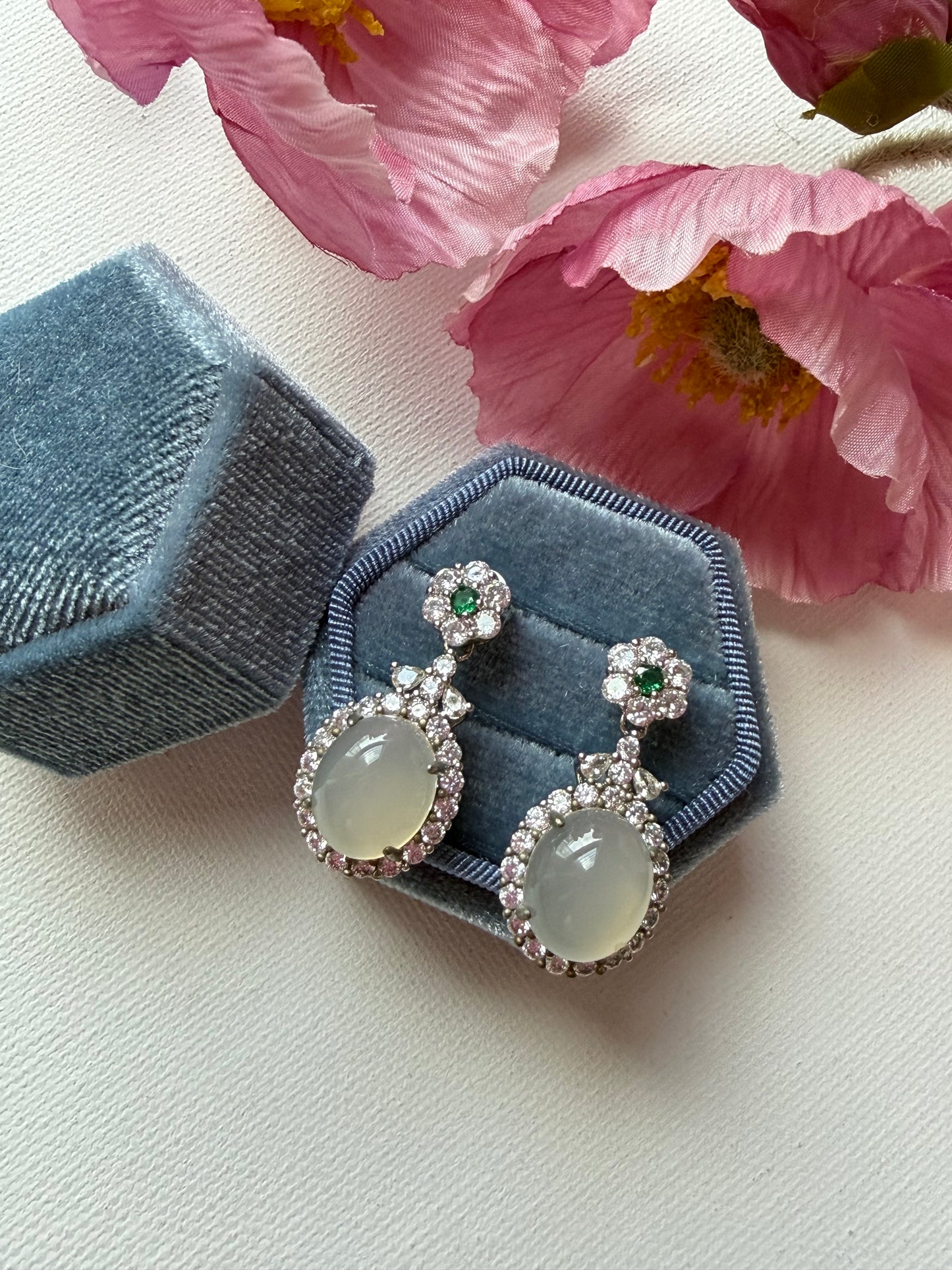 E2223 | Type A Snow Jade Jade Earrings
