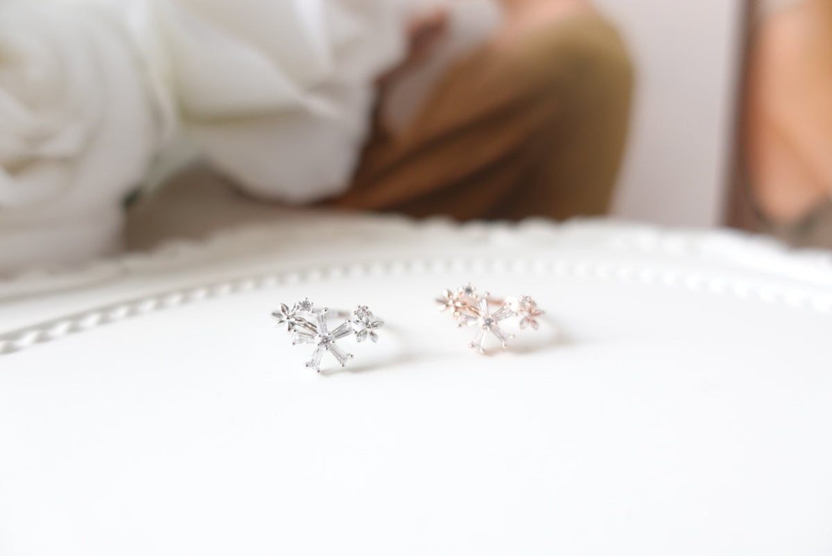 Beate Flower Crystal Ring