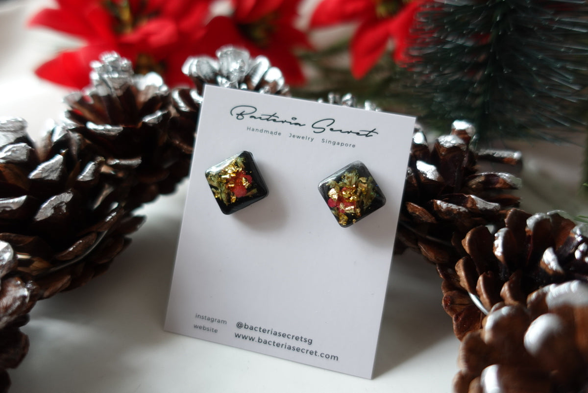 Wonderland Black Christmas Studs