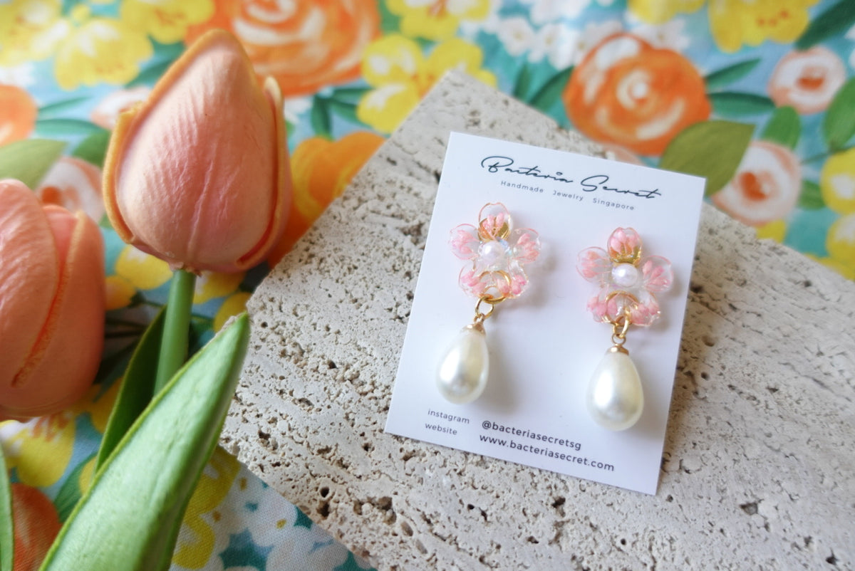 Carlijin Spring Sakura Earrings