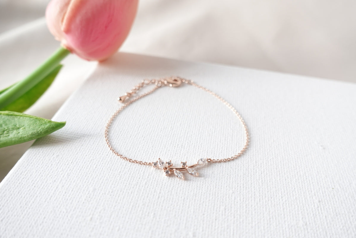 Leaf Crystals Bracelet