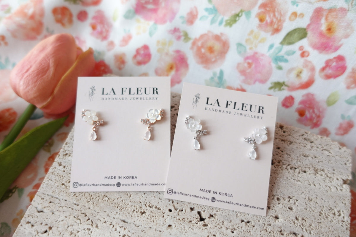 Casilda Seashell Flower Earrings