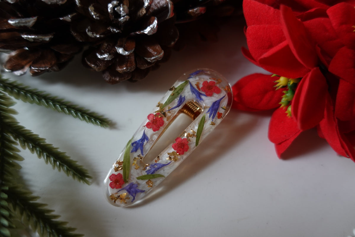 *Joy to the World* Christmas Flower Hair Clip