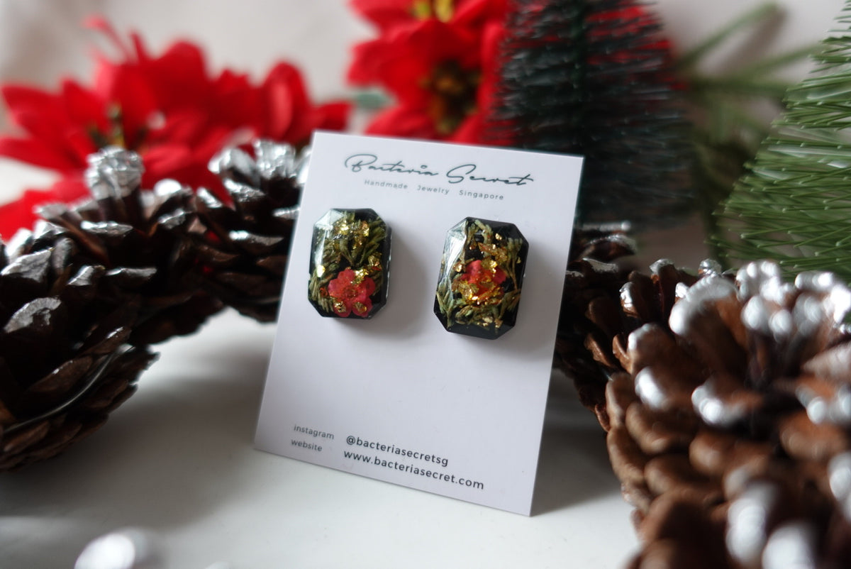Wonderland Black Christmas Studs