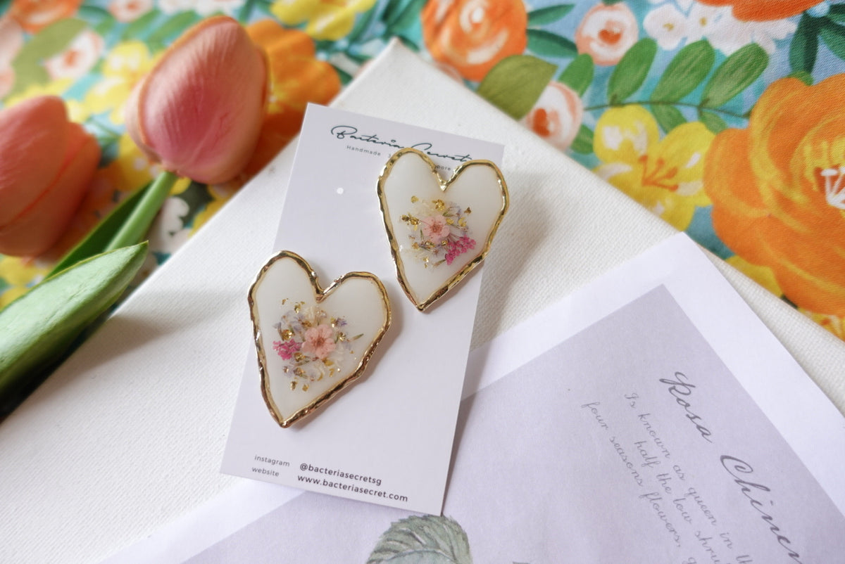 💕 Valentine’s Collection 💕 Caoimhe Love Earring