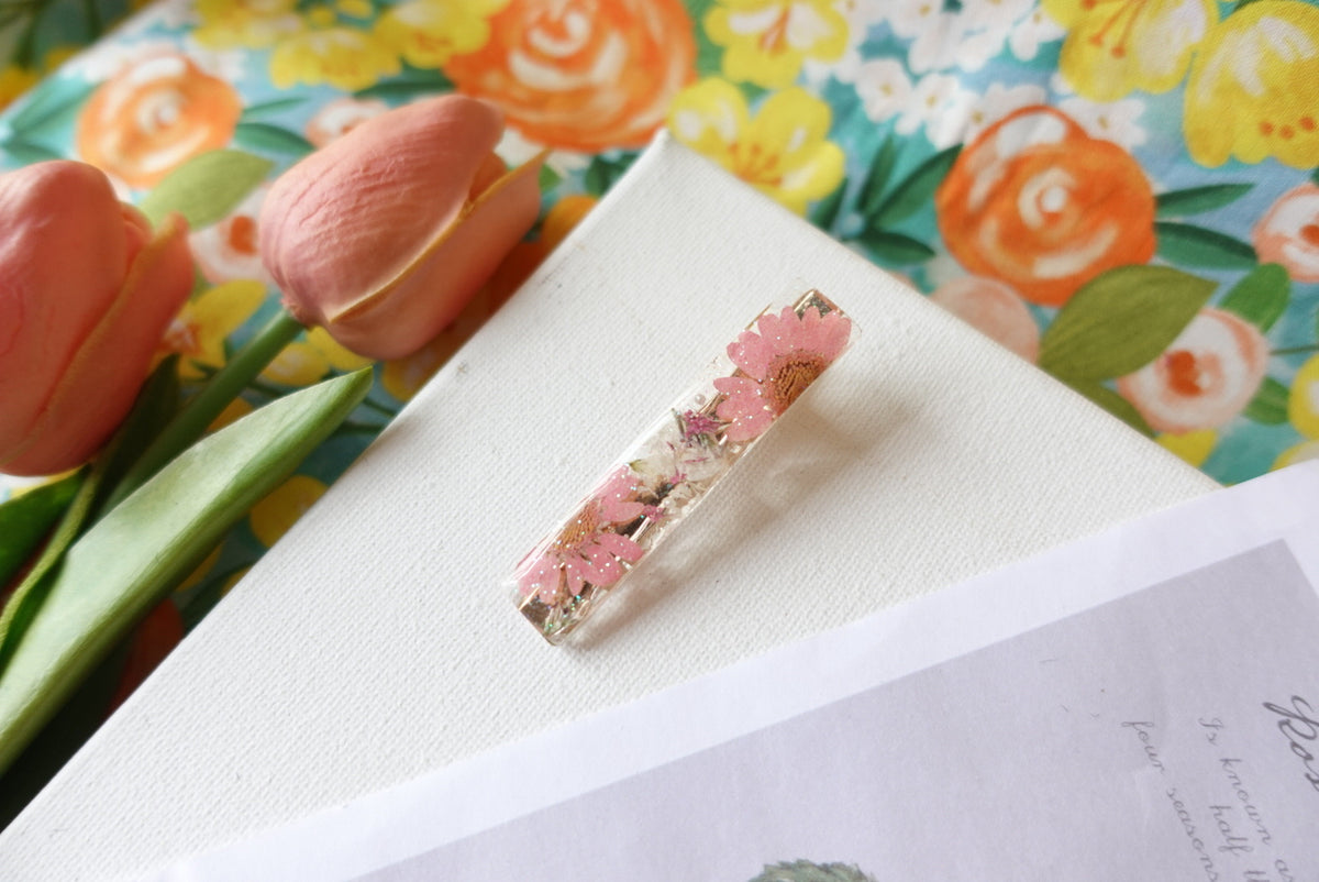 💕 Love is in the Air 💕 Pink Daisy Flower Hair Clip
