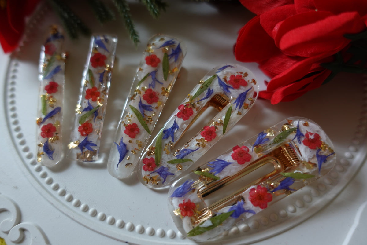 *Joy to the World* Christmas Flower Hair Clip