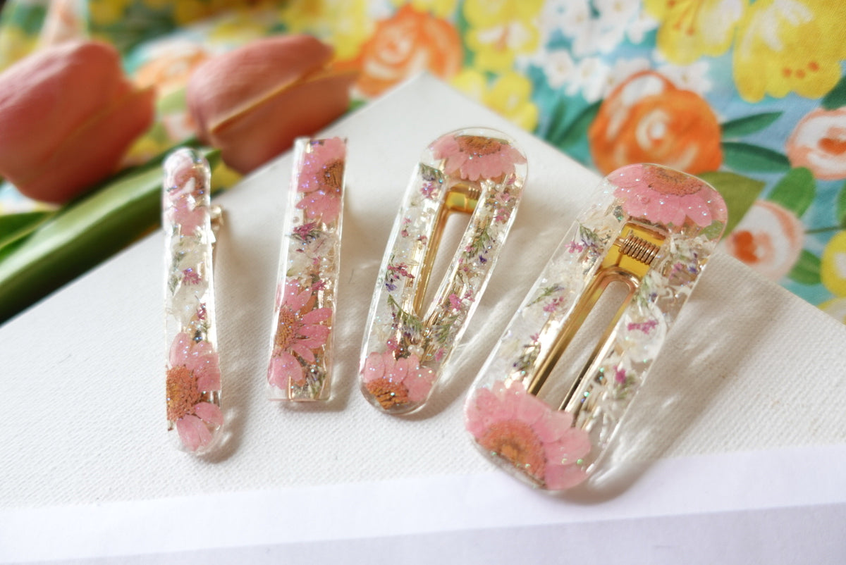 💕 Love is in the Air 💕 Pink Daisy Flower Hair Clip