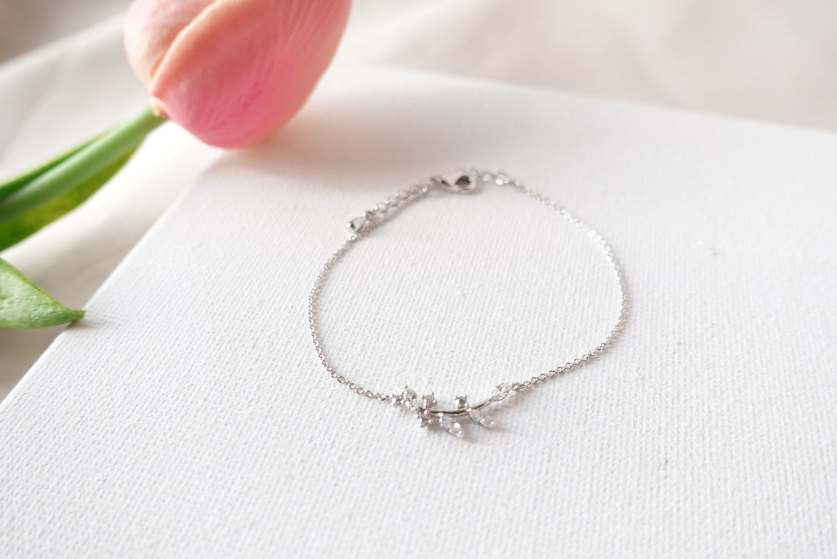 Leaf Crystals Bracelet